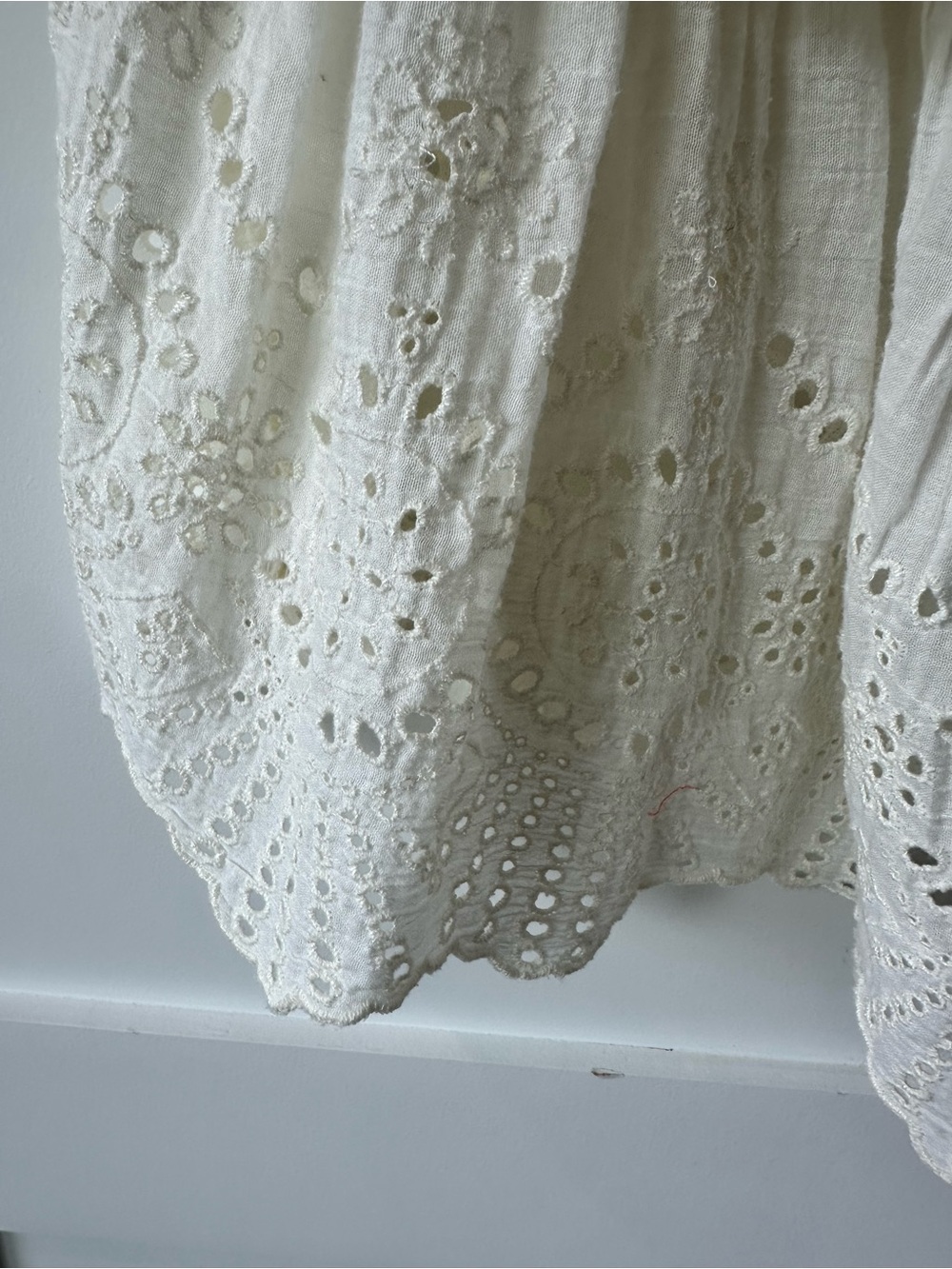 American Eagle Womens Eyelet Ruffle Top Medium Off Shoulders Boho Cottagecore - Picture 7 of 8